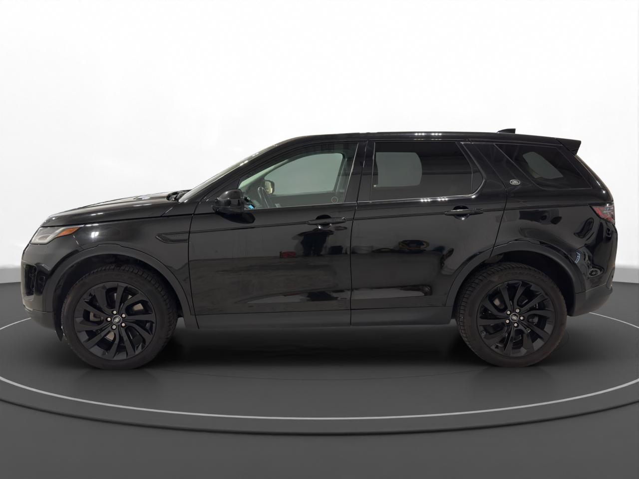 2022 Land Rover Discovery Sport SE - Photo #4
