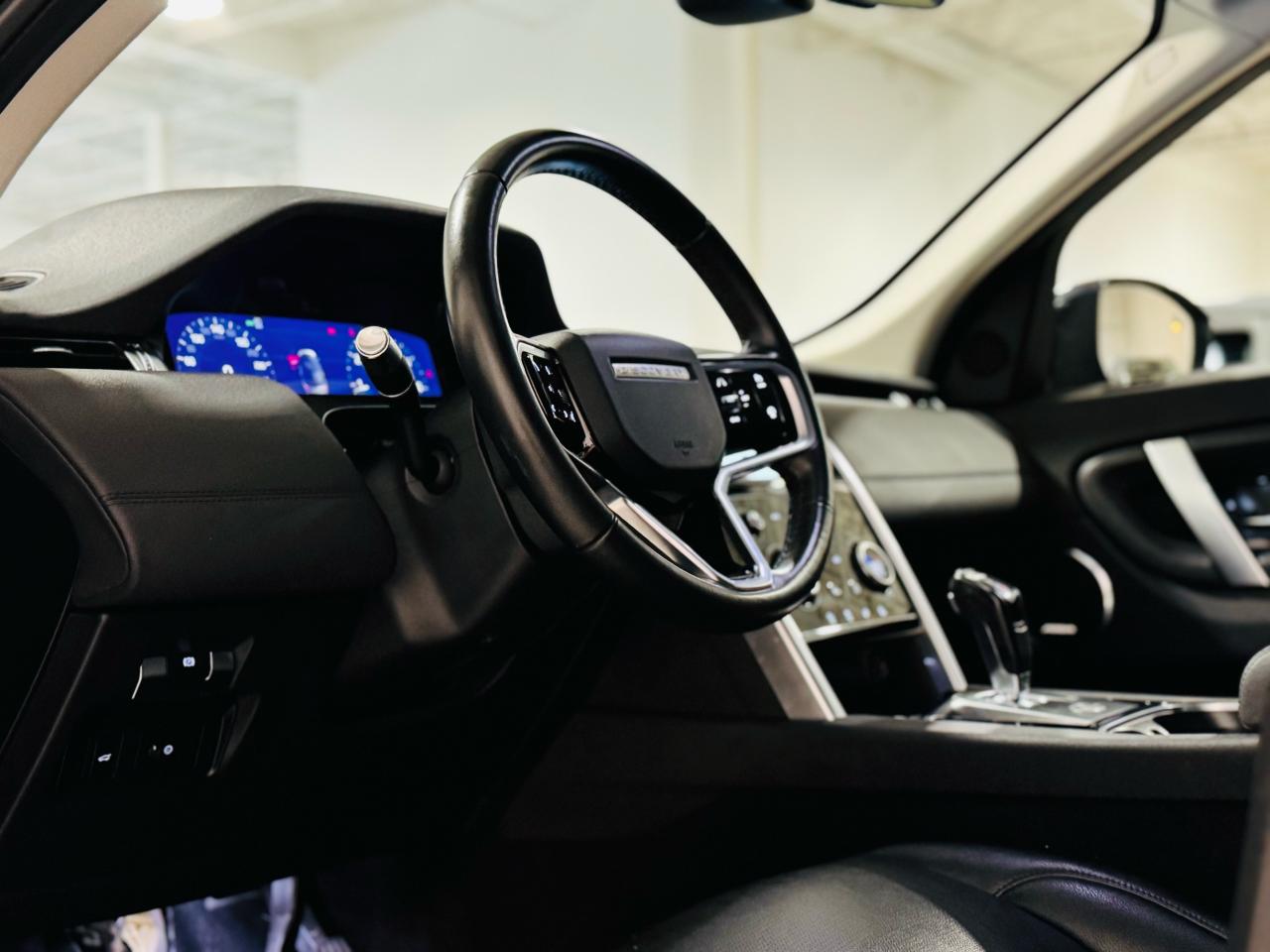 2022 Land Rover Discovery Sport SE - Photo #10