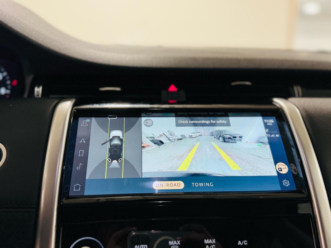 2022 Land Rover Discovery Sport SE - Photo #19