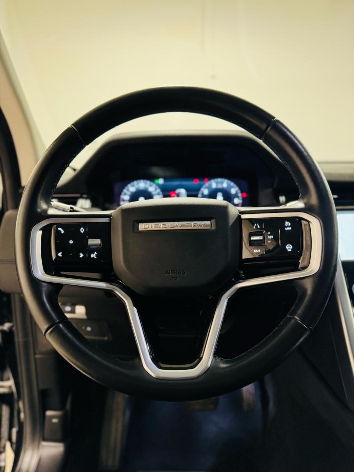 2022 Land Rover Discovery Sport SE - Photo #11