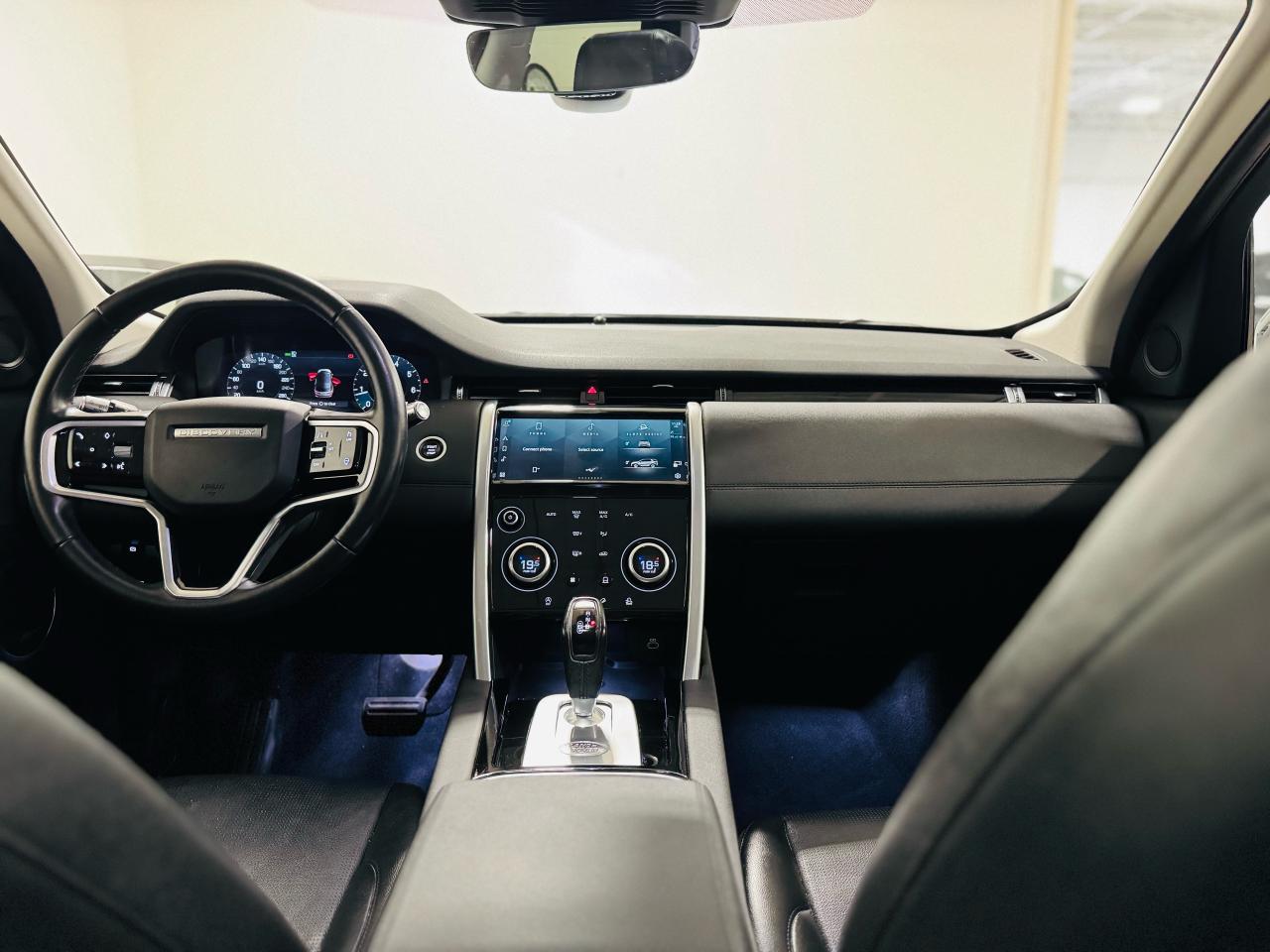2022 Land Rover Discovery Sport SE - Photo #26