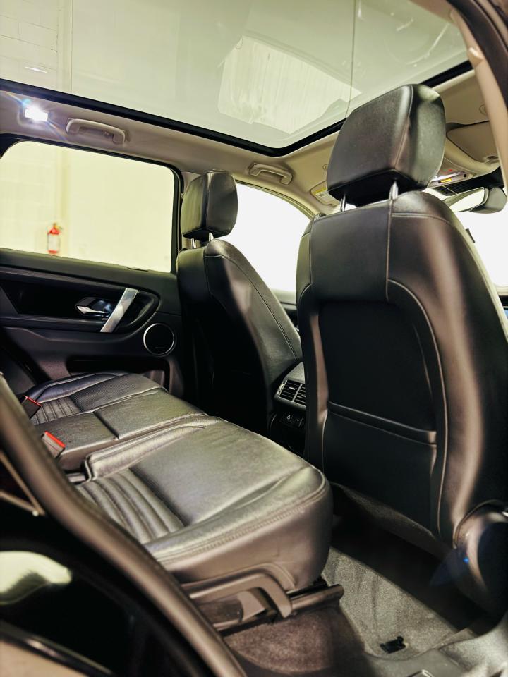 2022 Land Rover Discovery Sport SE - Photo #22
