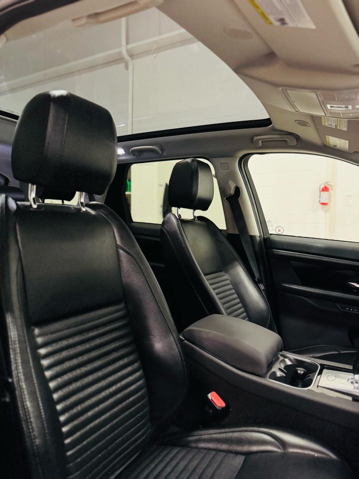 2022 Land Rover Discovery Sport SE - Photo #24