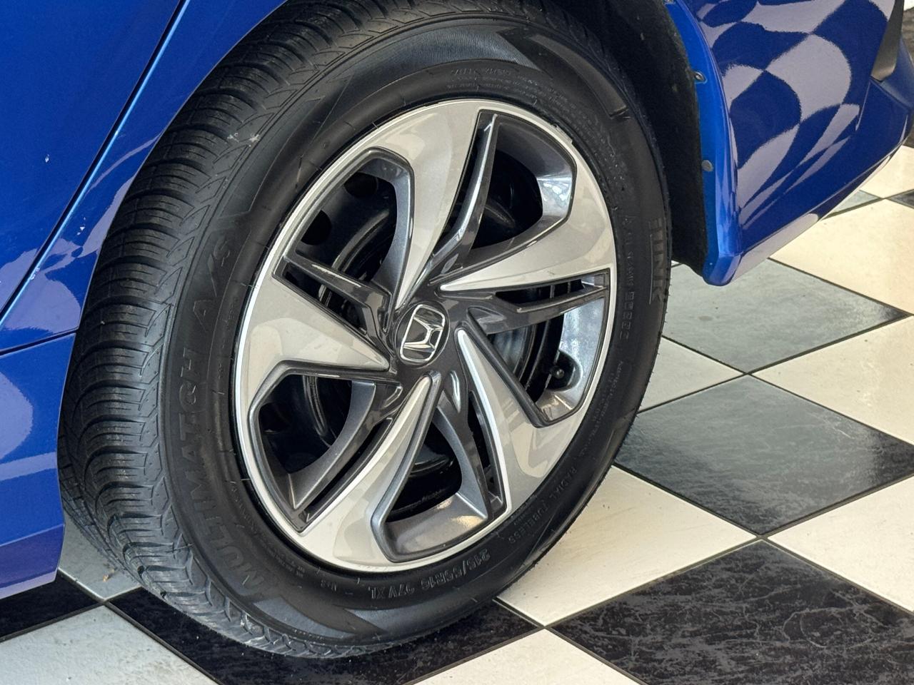2019 Honda Civic LX+New Tires+Adaptive Cruise+CLEAN CARFAX Photo108