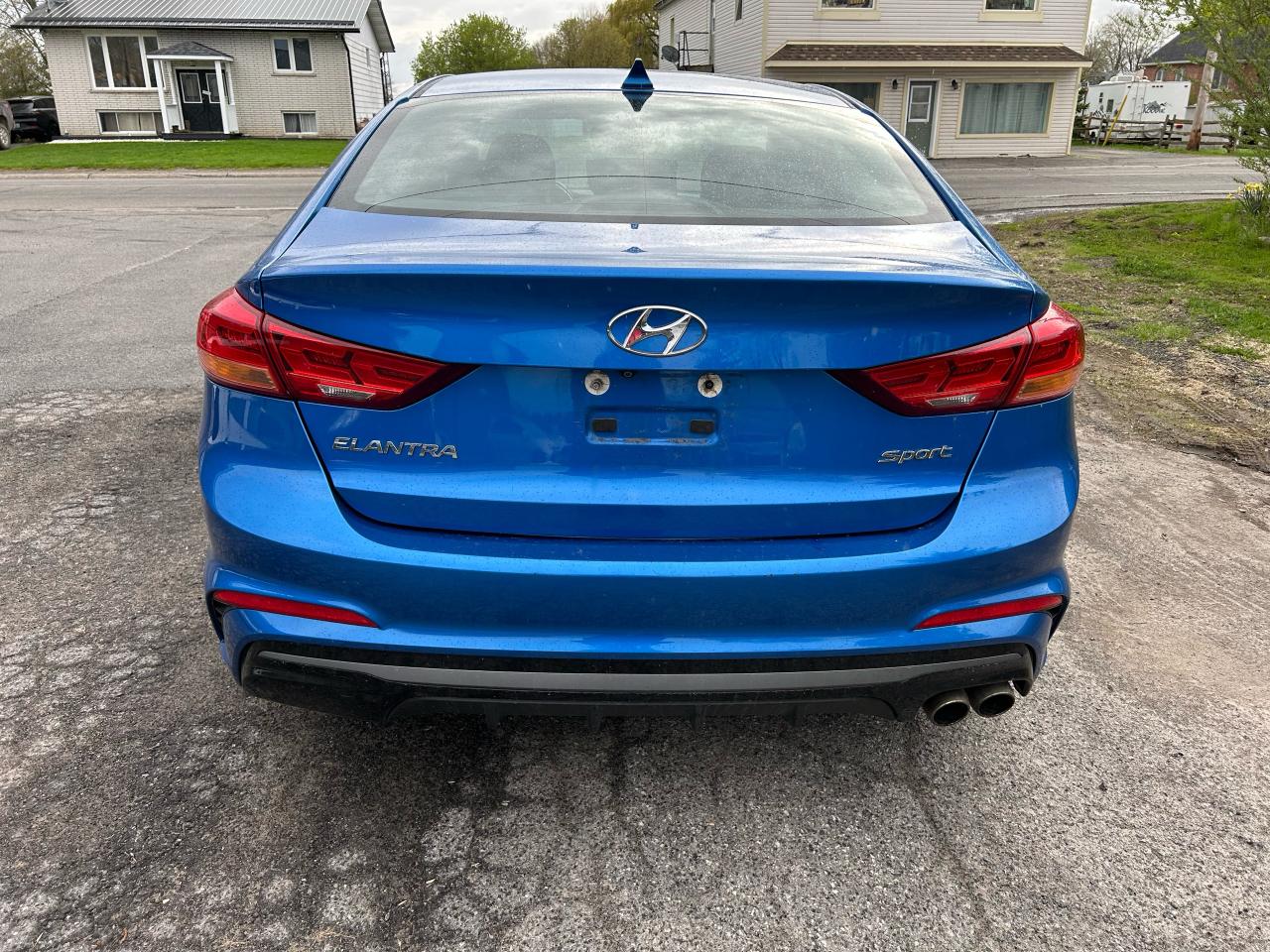 2017 Hyundai Elantra Sport - Photo #2
