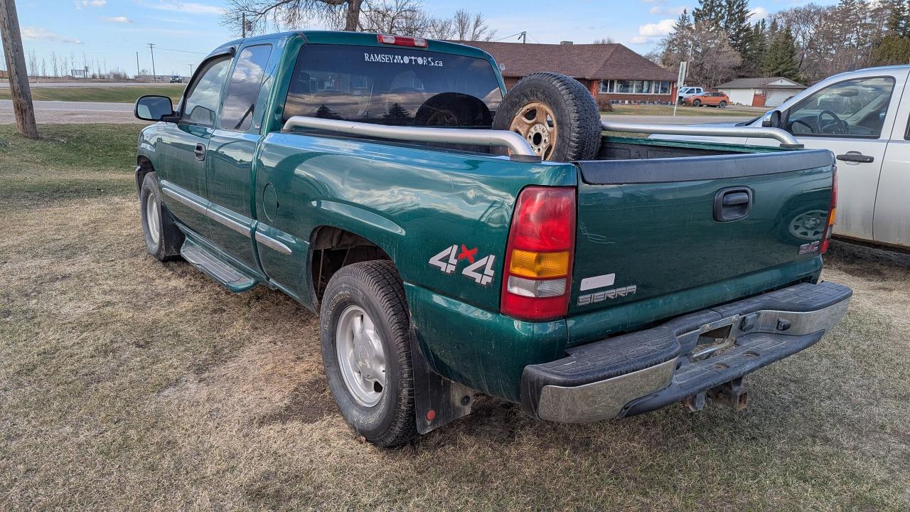1999 GMC Sierra 1500 SLE 4x4  SAFETIED - Photo #4
