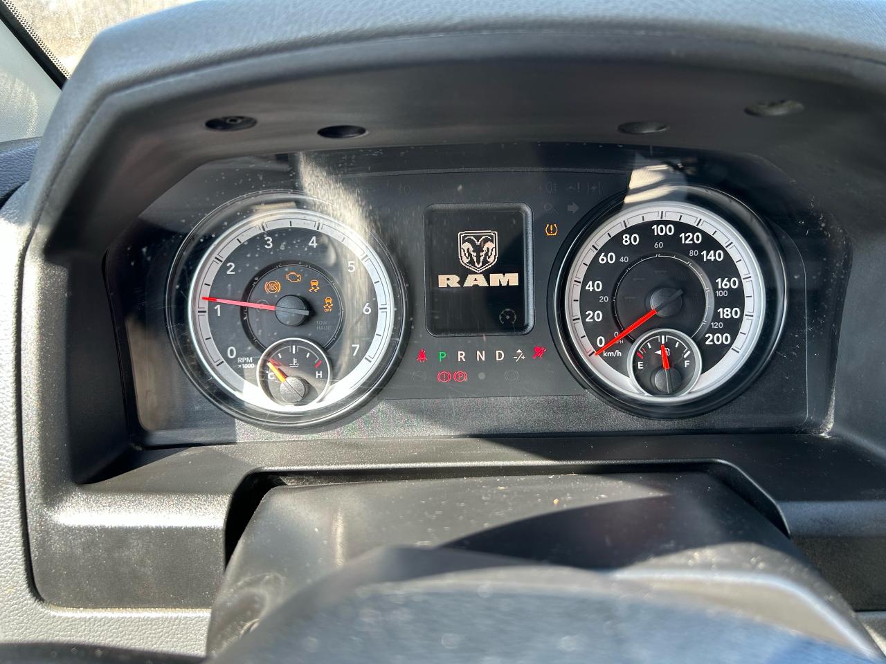 2014 RAM 1500 SLT - Photo #11