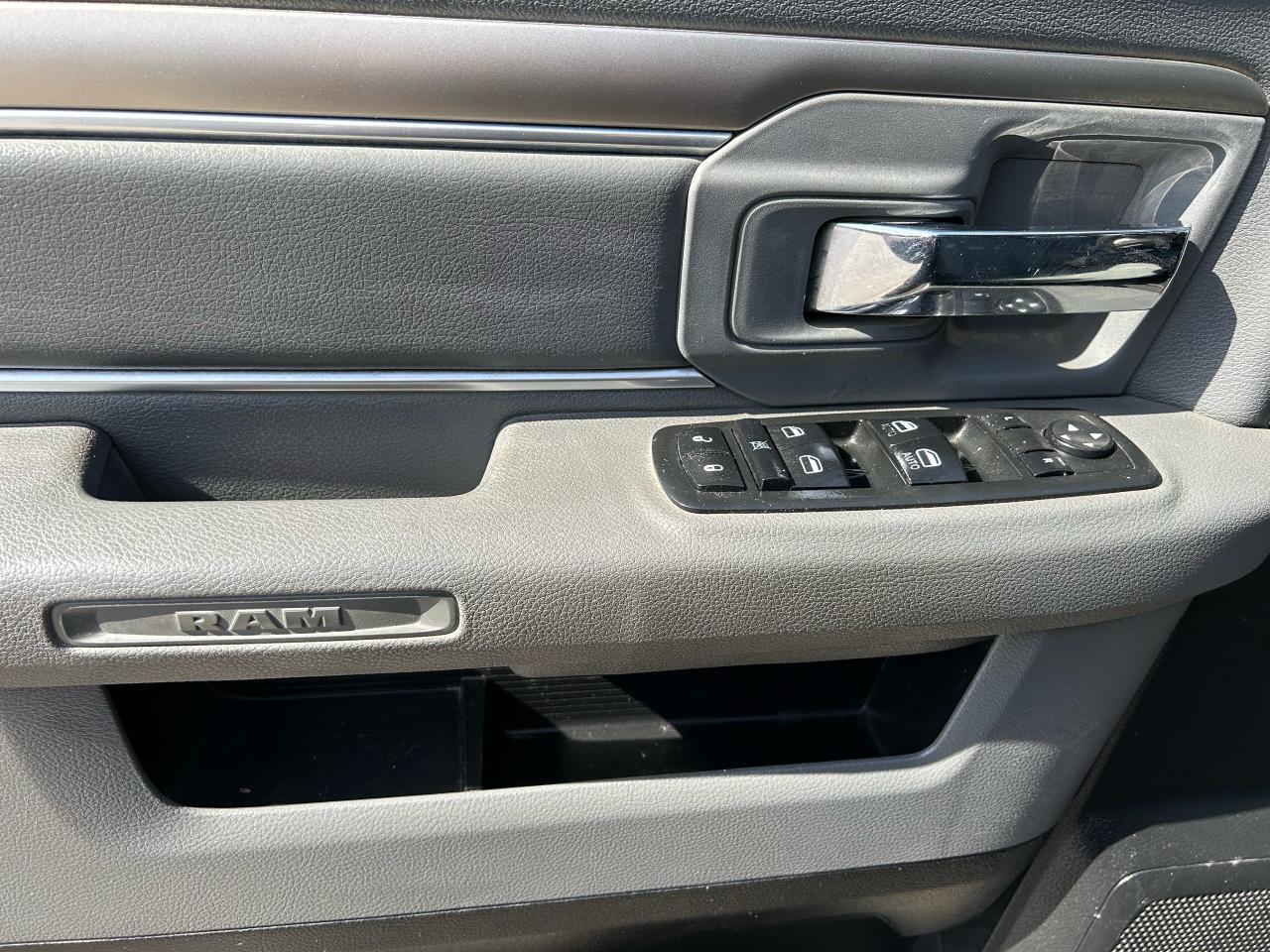 2014 RAM 1500 SLT - Photo #9
