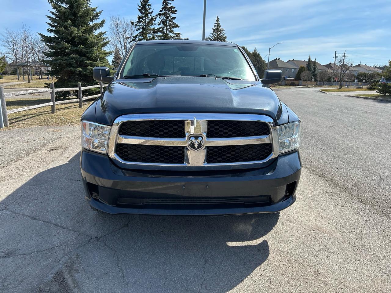 2014 RAM 1500 SLT - Photo #2