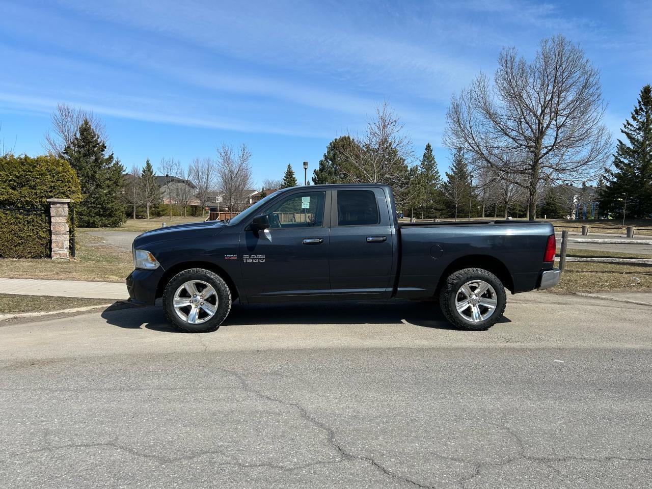 Used 2014 RAM 1500 SLT for sale in Ottawa, ON