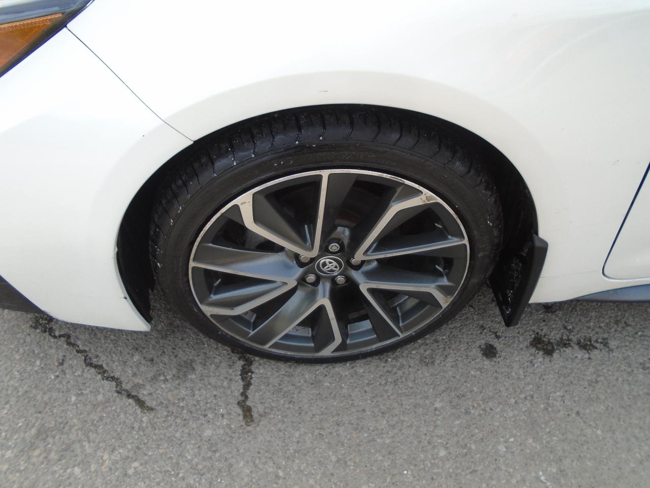 2020 Toyota Corolla XSE / LOADED / NAVI /REAR CAM / KEYLESS/ LEATHER / - Photo #16
