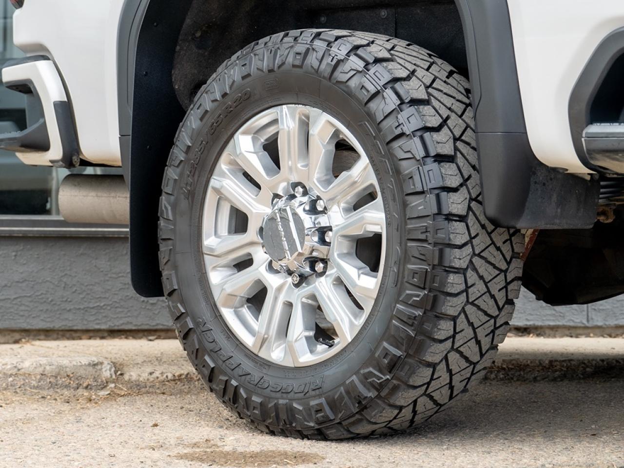 2020 GMC Sierra 3500 Denali Photo3