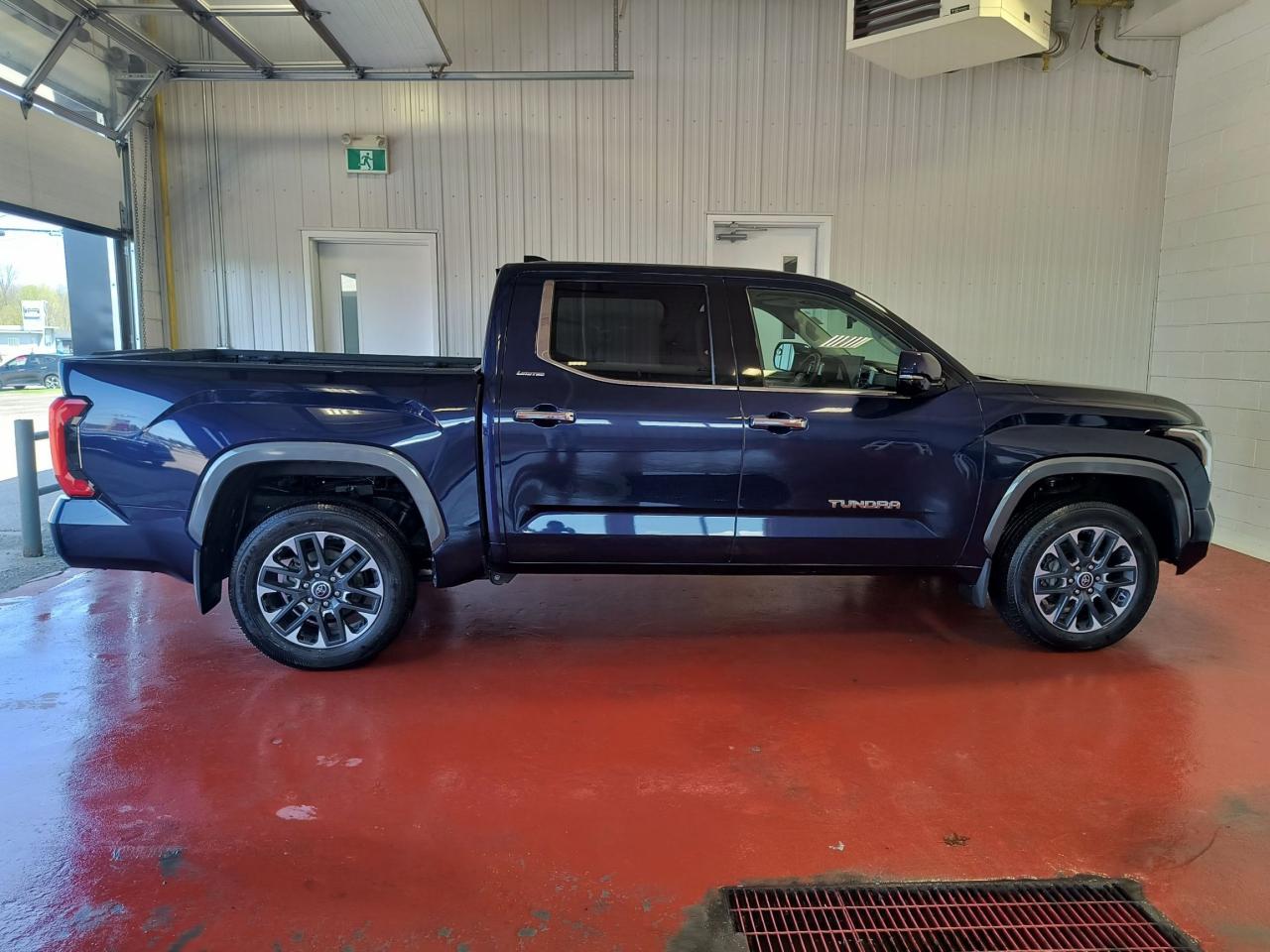 2022 Toyota Tundra Limited  4x4 Photo