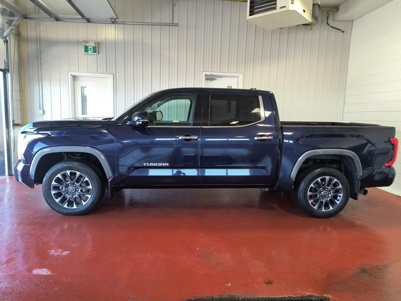 2022 Toyota Tundra Limited  4x4 Photo1