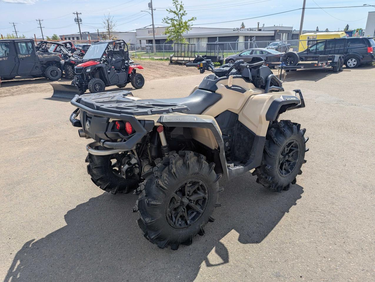 2023 Can-Am Outlander 850 XMR   - Photo #4