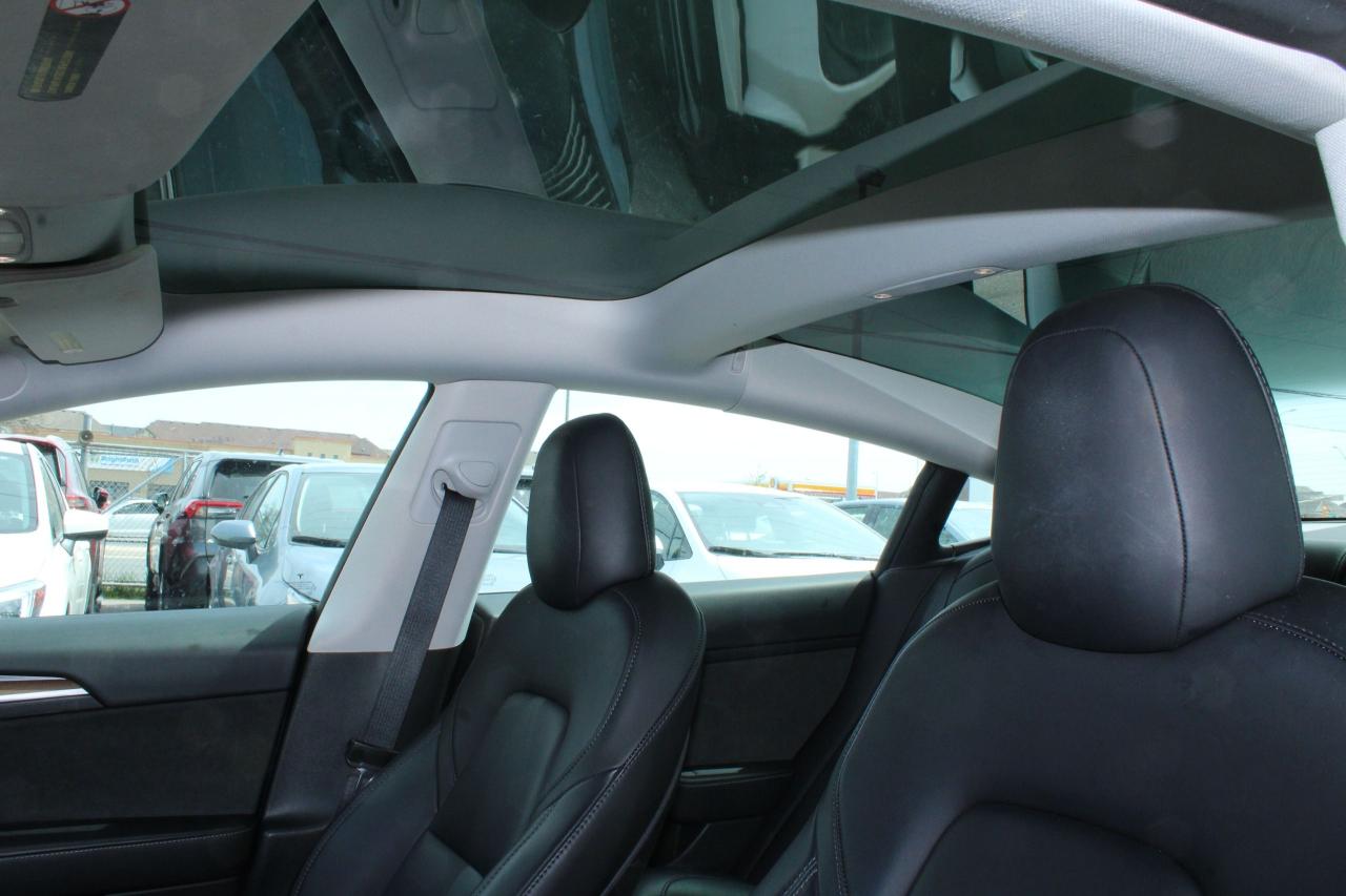 2023 Tesla Model 3 LONG RANGE - Photo #11