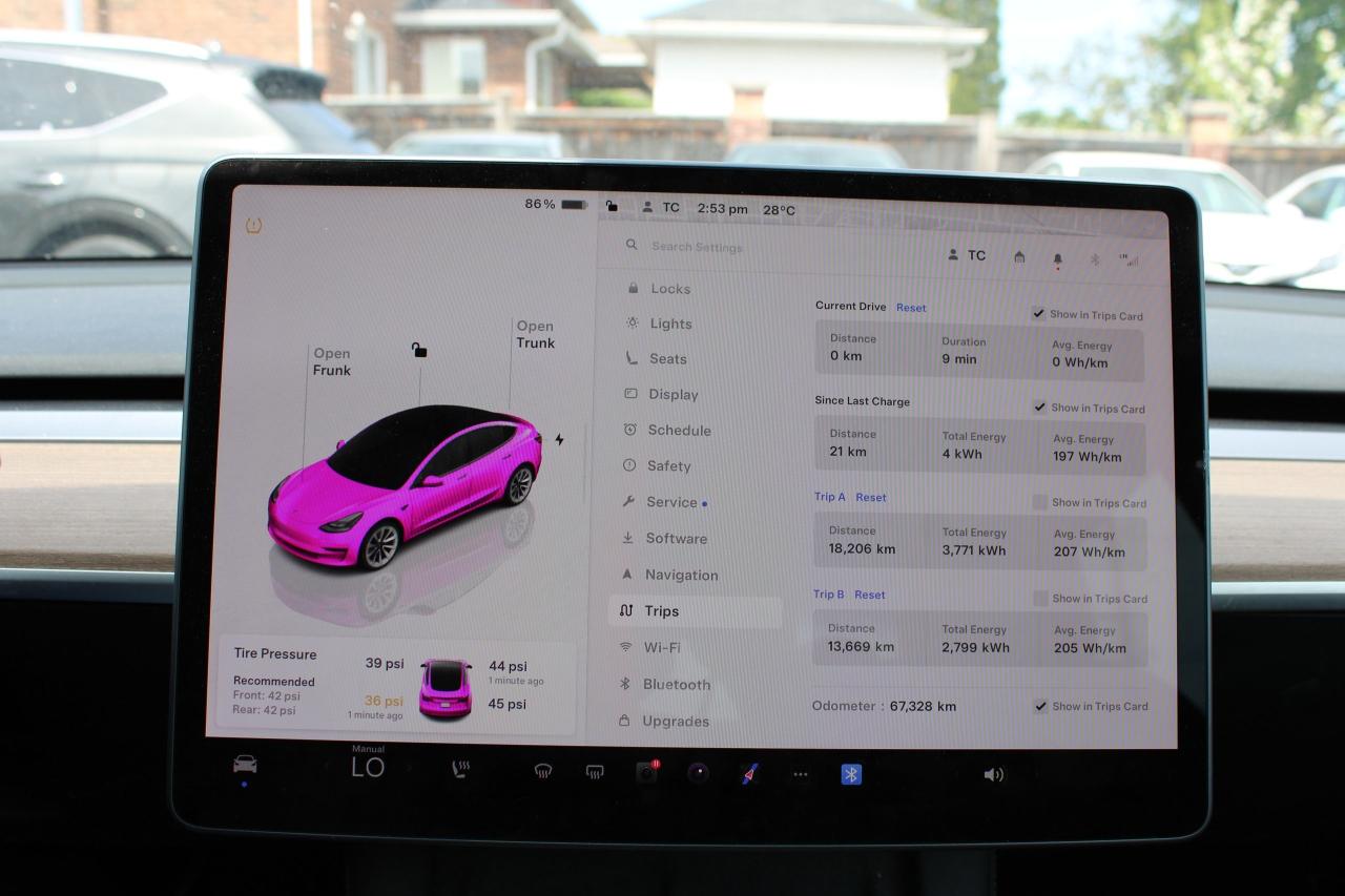 2023 Tesla Model 3 LONG RANGE - Photo #12