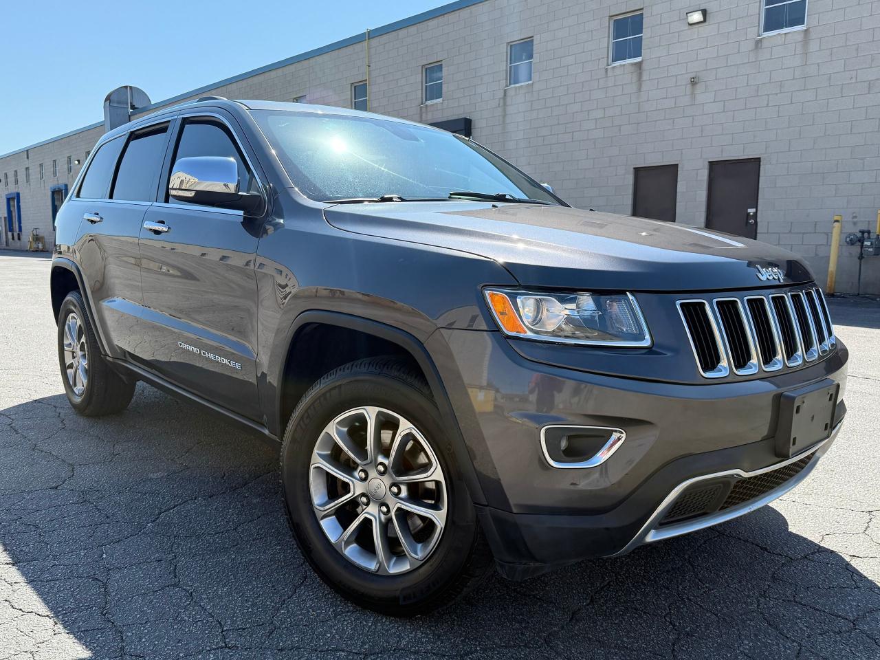 Used 2016 Jeep Grand Cherokee Limited 4X4 *SAFETY INCL*FINANCING AVAIL* for sale in North York, ON