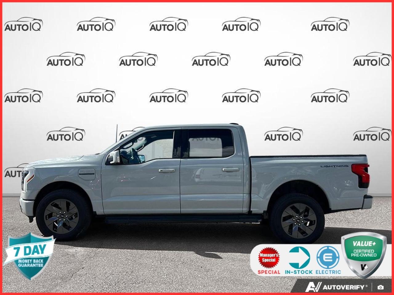 2023 Ford F-150 Lightning Lariat 510A | ACCIDENT FREE | AVALANCHE | BLACK HEATED & Photo