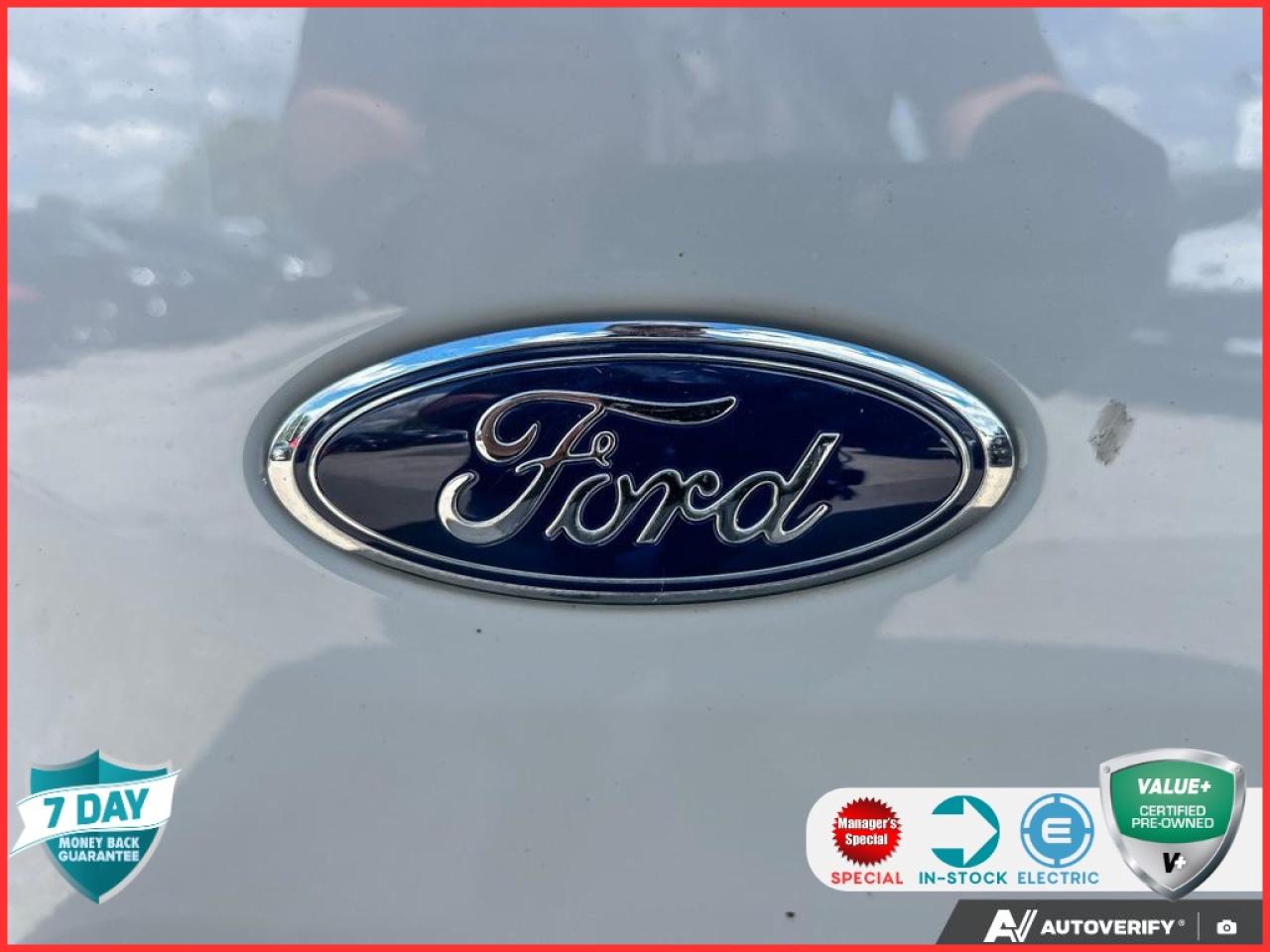 2023 Ford F-150 Lightning Lariat 510A | ACCIDENT FREE | AVALANCHE | BLACK HEATED & Photo