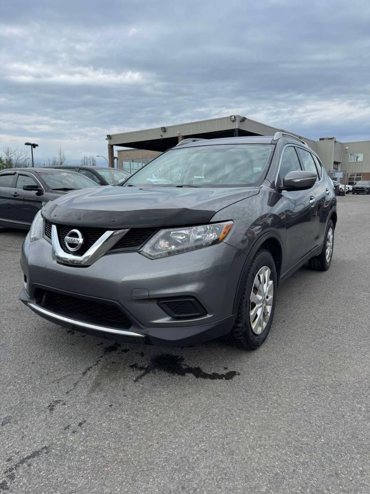 Used 2014 Nissan Rogue S for sale in Vaudreuil-Dorion, QC
