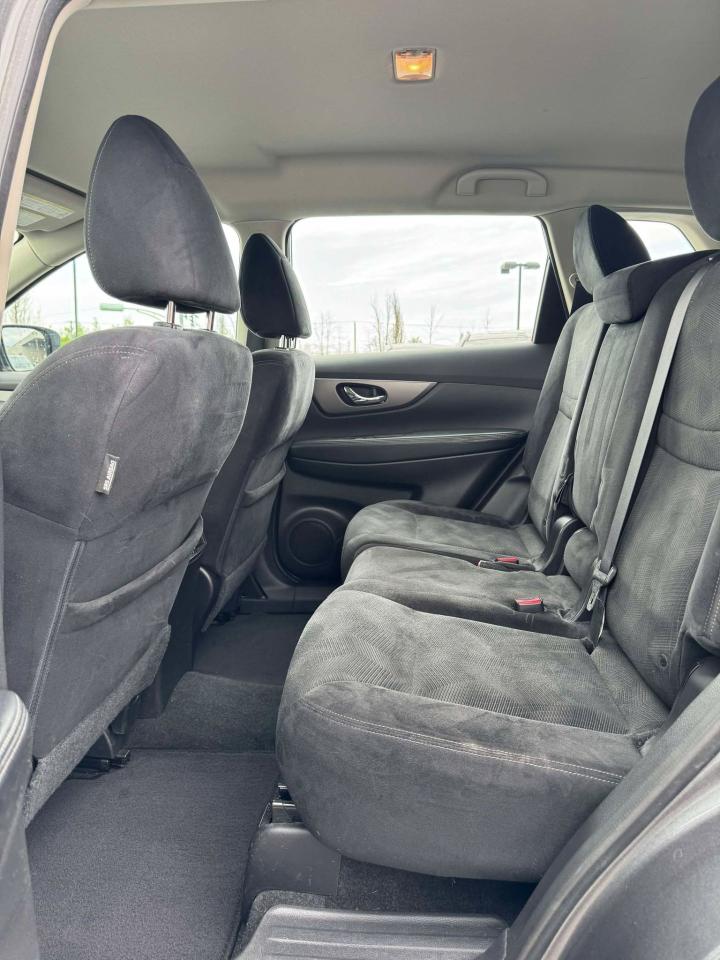 2014 Nissan Rogue S - Photo #8