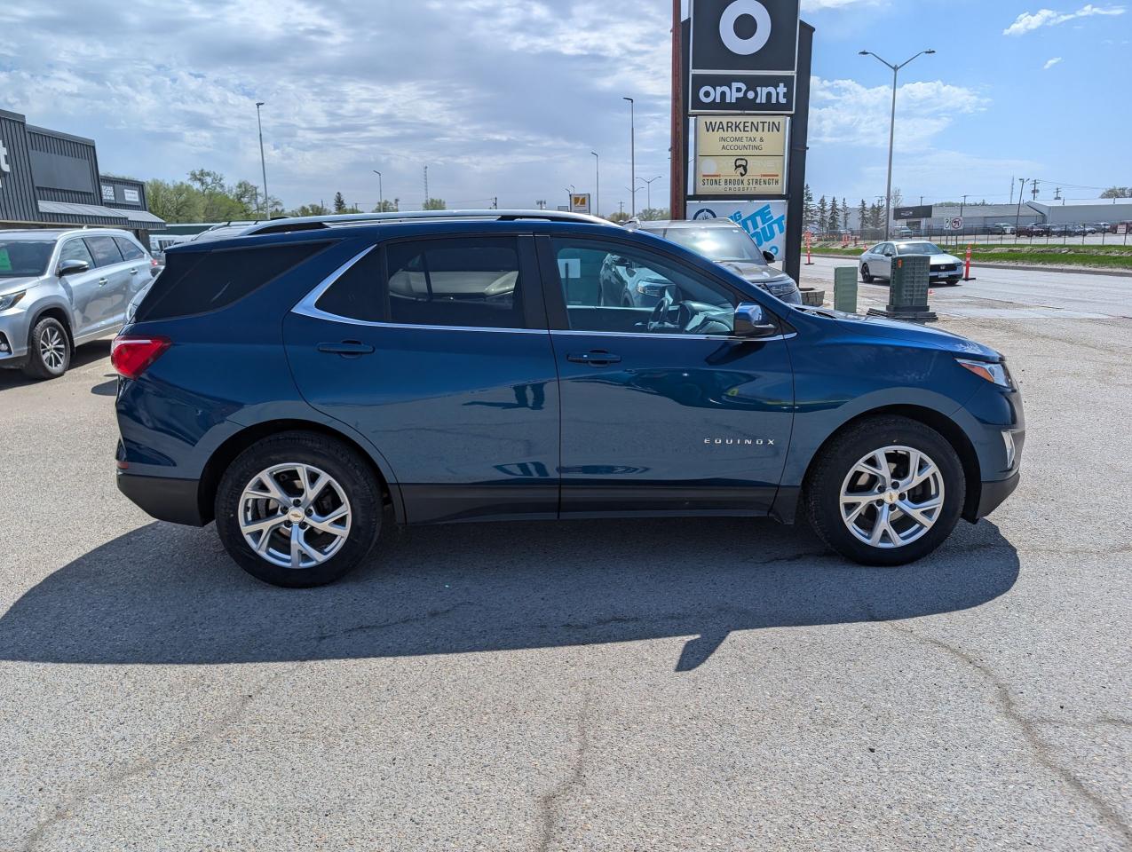2021 Chevrolet Equinox LT | 1 Owner | CarPlay | Command Start - Photo #3