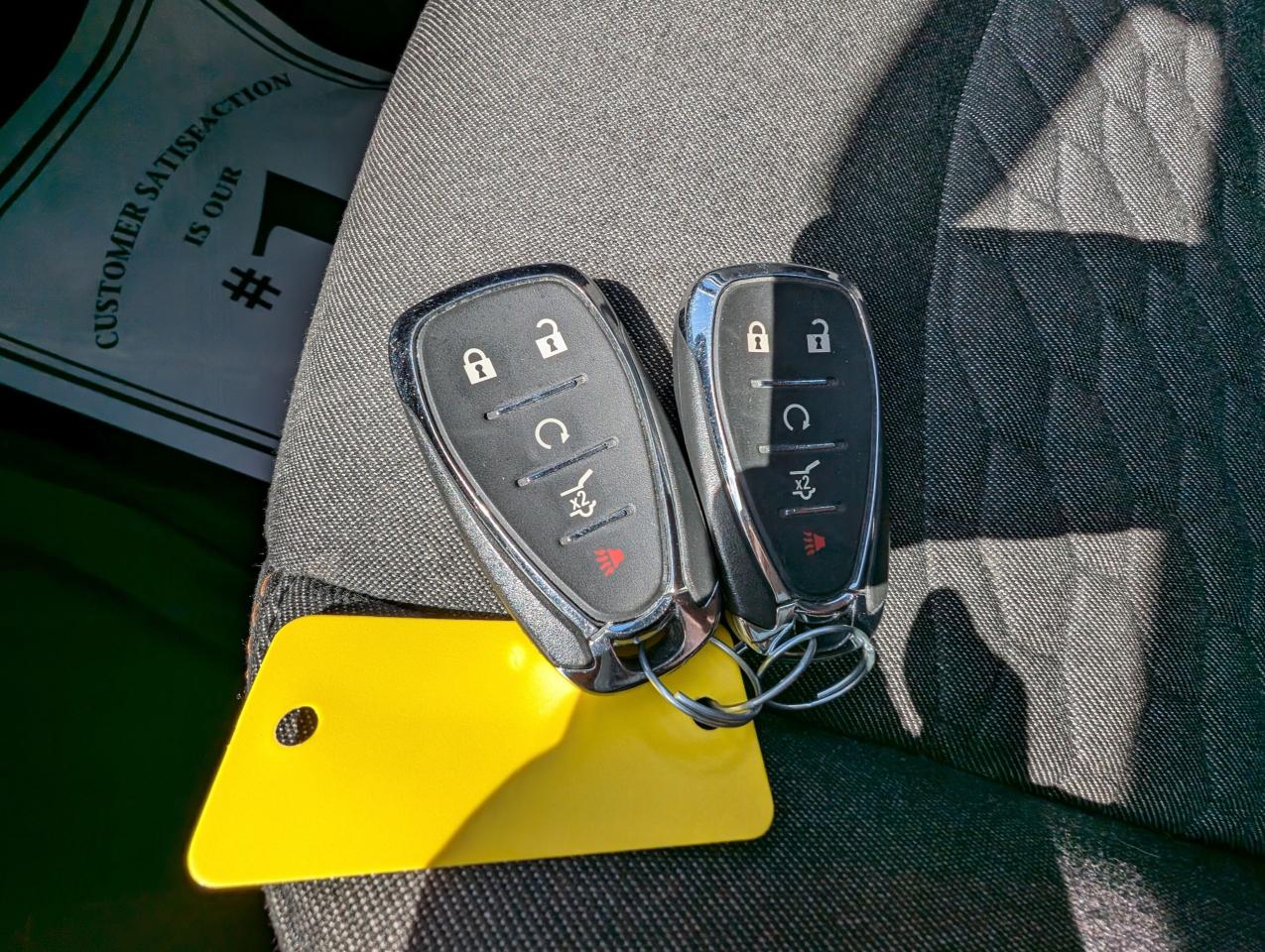 2021 Chevrolet Equinox LT | 1 Owner | CarPlay | Command Start - Photo #16