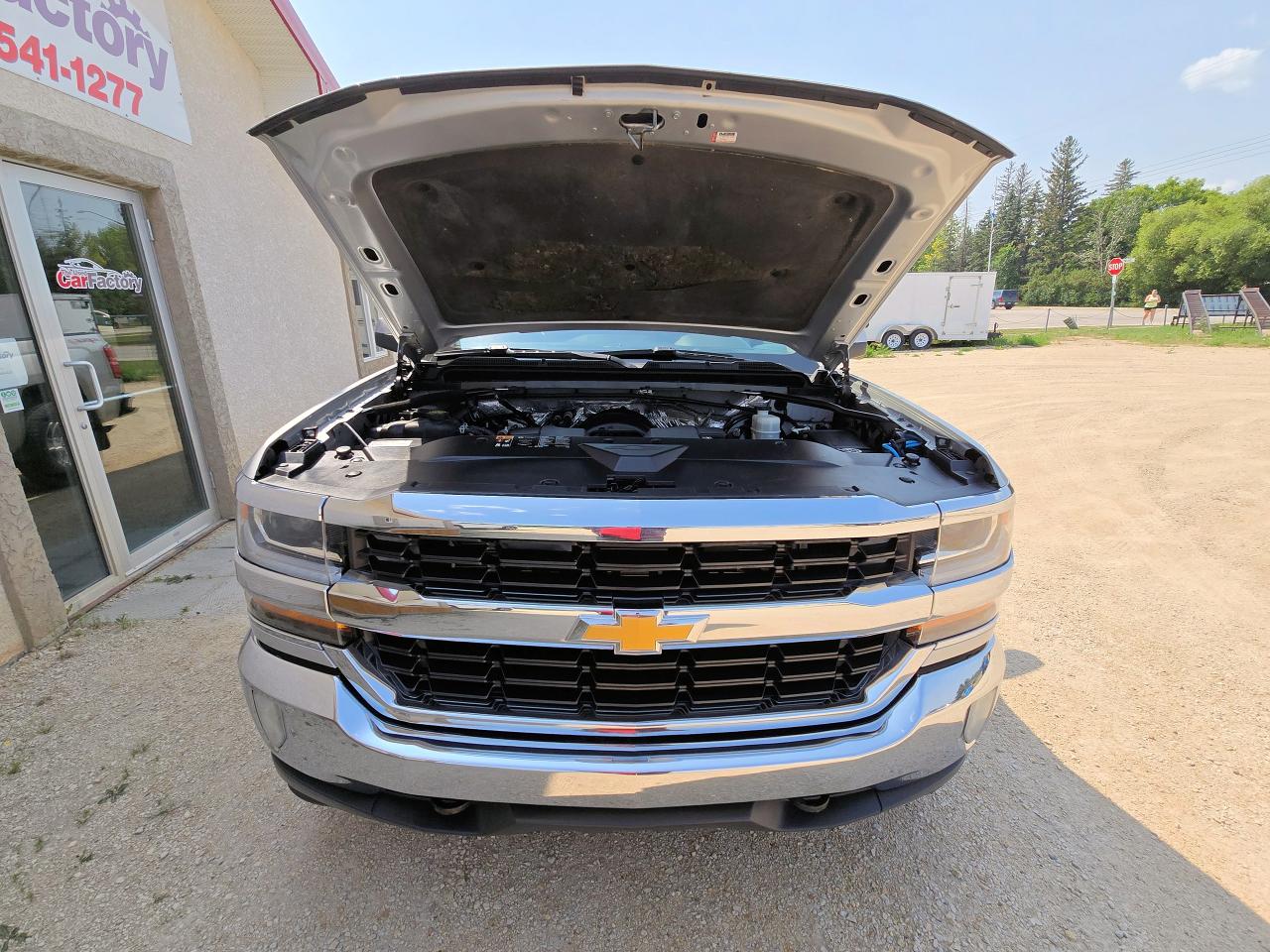 2016 Chevrolet Silverado 1500 LT / Crew Cab/ Heated Seats - Photo #6