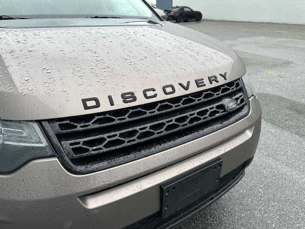 2016 Land Rover Discovery Sport HSE Photo
