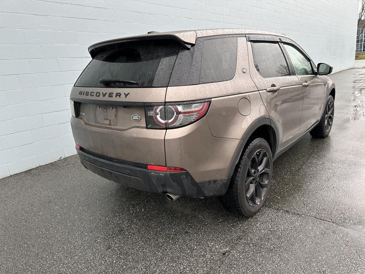 2016 Land Rover Discovery Sport HSE Photo