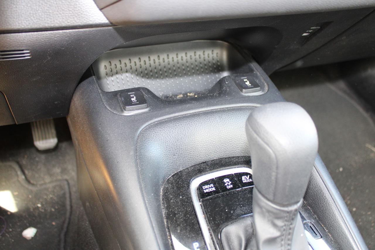 2023 Toyota Corolla Hybrid LE - Photo #13
