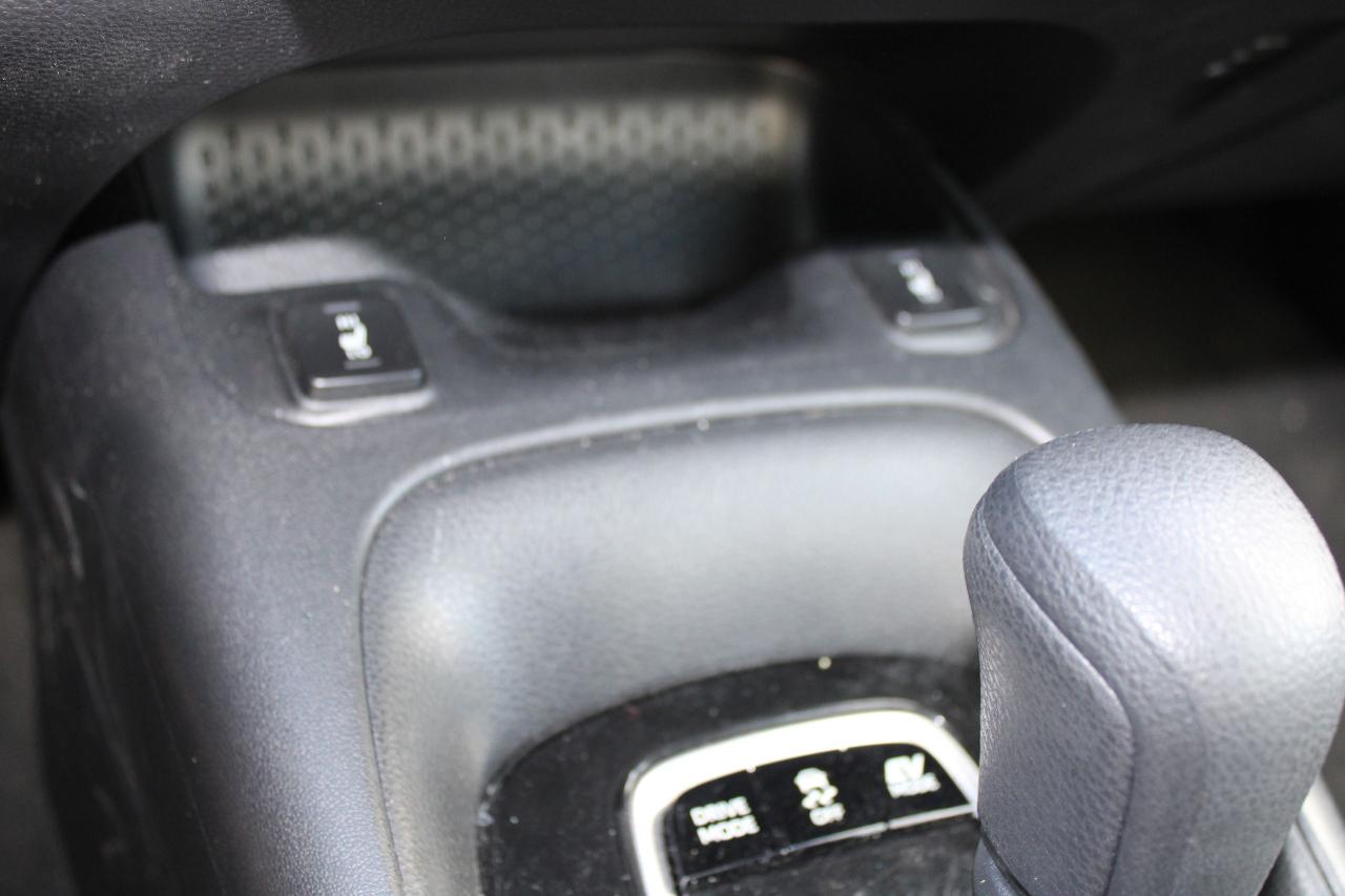 2023 Toyota Corolla Hybrid LE - Photo #6