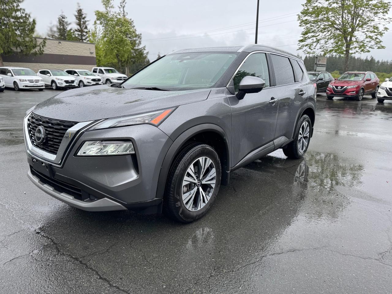 Used 2023 Nissan Rogue SV MOONROOF for sale in Campbell River, BC