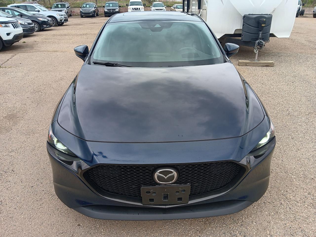 2020 Mazda MAZDA3 GT, AWD, HUD, NAV, Leather, Sunroof, Blindspot det - Photo #2