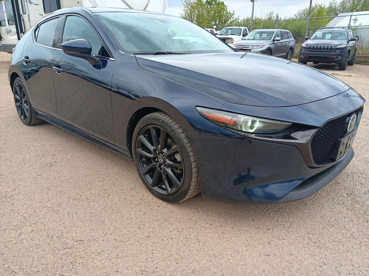 2020 Mazda MAZDA3 GT, AWD, HUD, NAV, Leather, Sunroof, Blindspot det - Photo #3