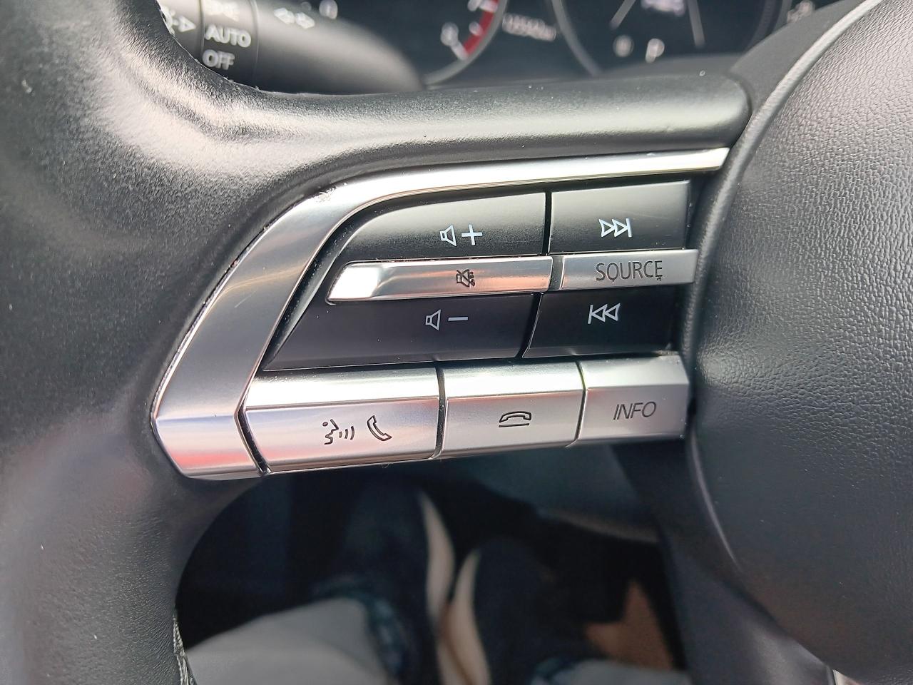 2020 Mazda MAZDA3 GT, AWD, HUD, NAV, Leather, Sunroof, Blindspot det - Photo #16