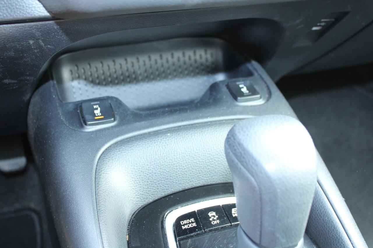 2024 Toyota Corolla Hybrid LE - Photo #9
