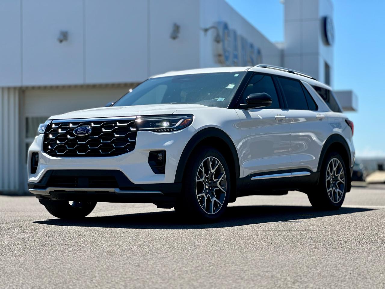 2025 Ford Explorer Platinum 4wd Photo2