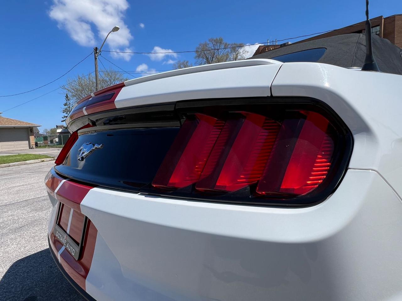 2017 Ford Mustang EcoBoost Premium Convertible - Photo #10