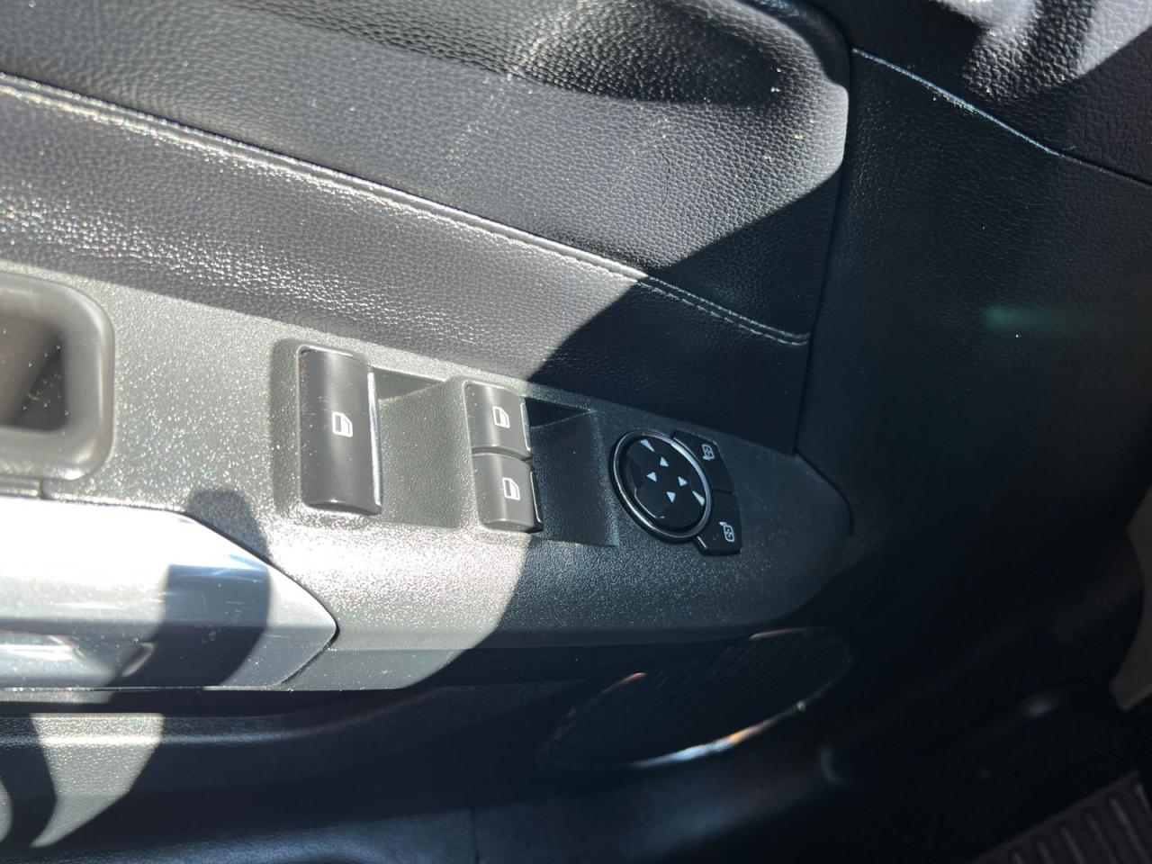 2017 Ford Mustang EcoBoost Premium Convertible - Photo #17