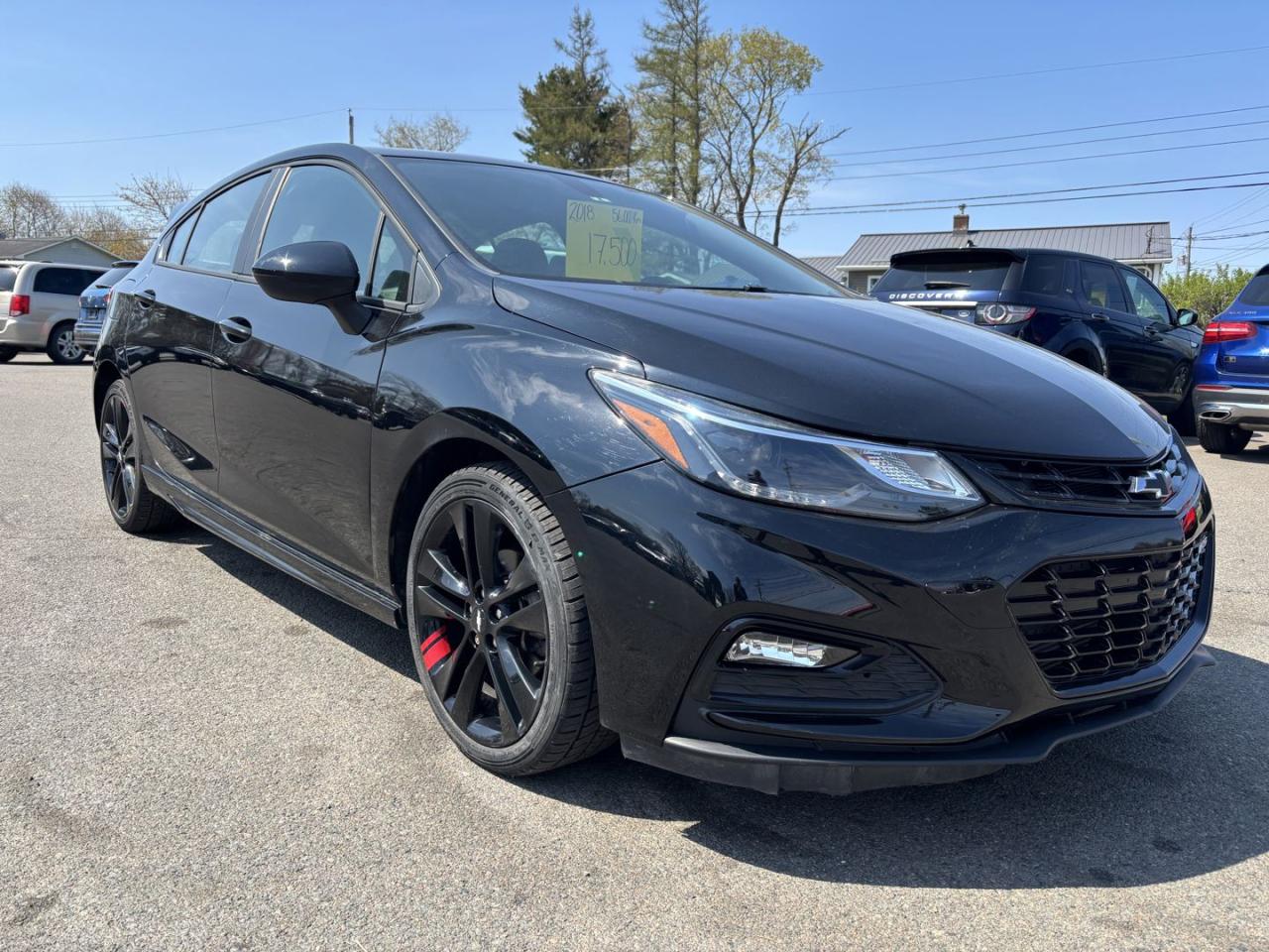 Used 2018 Chevrolet Cruze LT / HATCHBACK / RS PACKAGE / LOW KMS / LARGE TOUCH SCREEN ENTERTAINMENT / APPLE CARPLAY & ANDROID AUTO / PUSH BUTTON START / REVERSE CAMERA for sale in Truro, NS