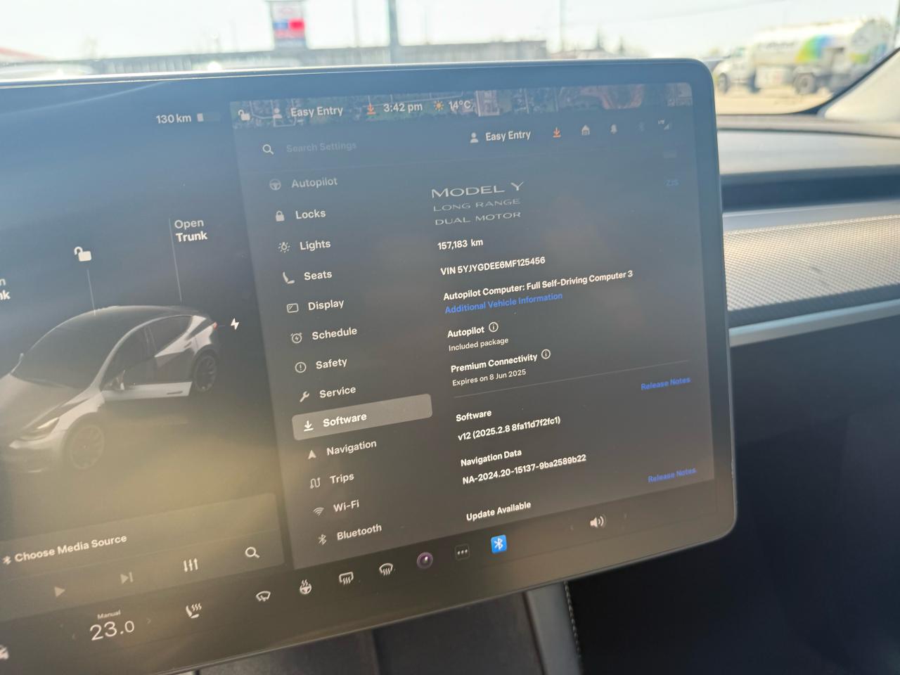 2021 Tesla Model Y Long Range AWD, AUTOPILOT, ONLY 157KMS, WARRANTY - Photo #10