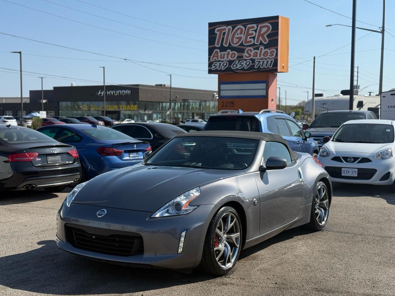 2013 Nissan 370Z Touring w/Black Top, CONVERTIBLE, ONLY 39KMS, CERT