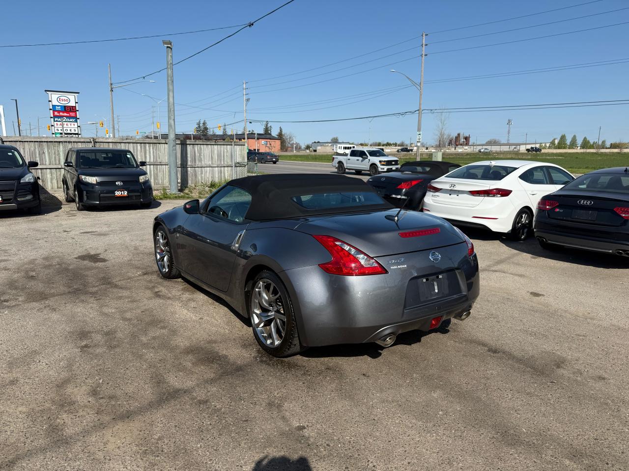 2013 Nissan 370Z Touring w/Black Top, CONVERTIBLE, ONLY 39KMS, CERT - Photo #3