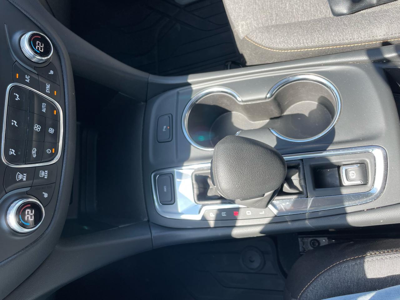 2022 Chevrolet Equinox AWD 4dr LT w/1LT - Photo #19