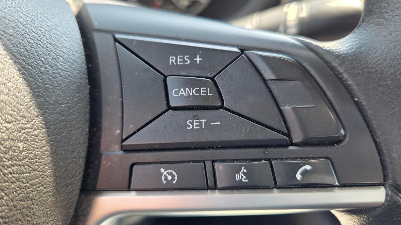 2020 Nissan Sentra SE - Photo #13