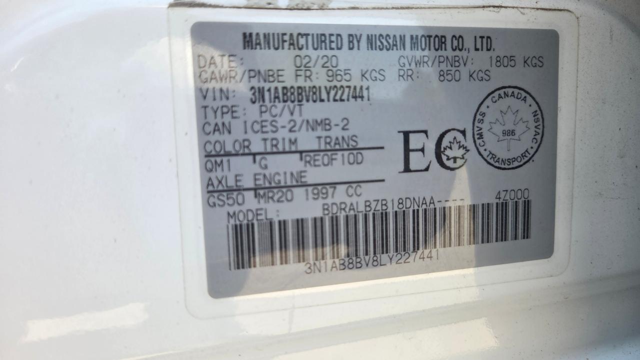 2020 Nissan Sentra SE - Photo #18