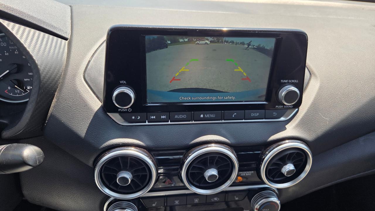 2020 Nissan Sentra SE - Photo #11