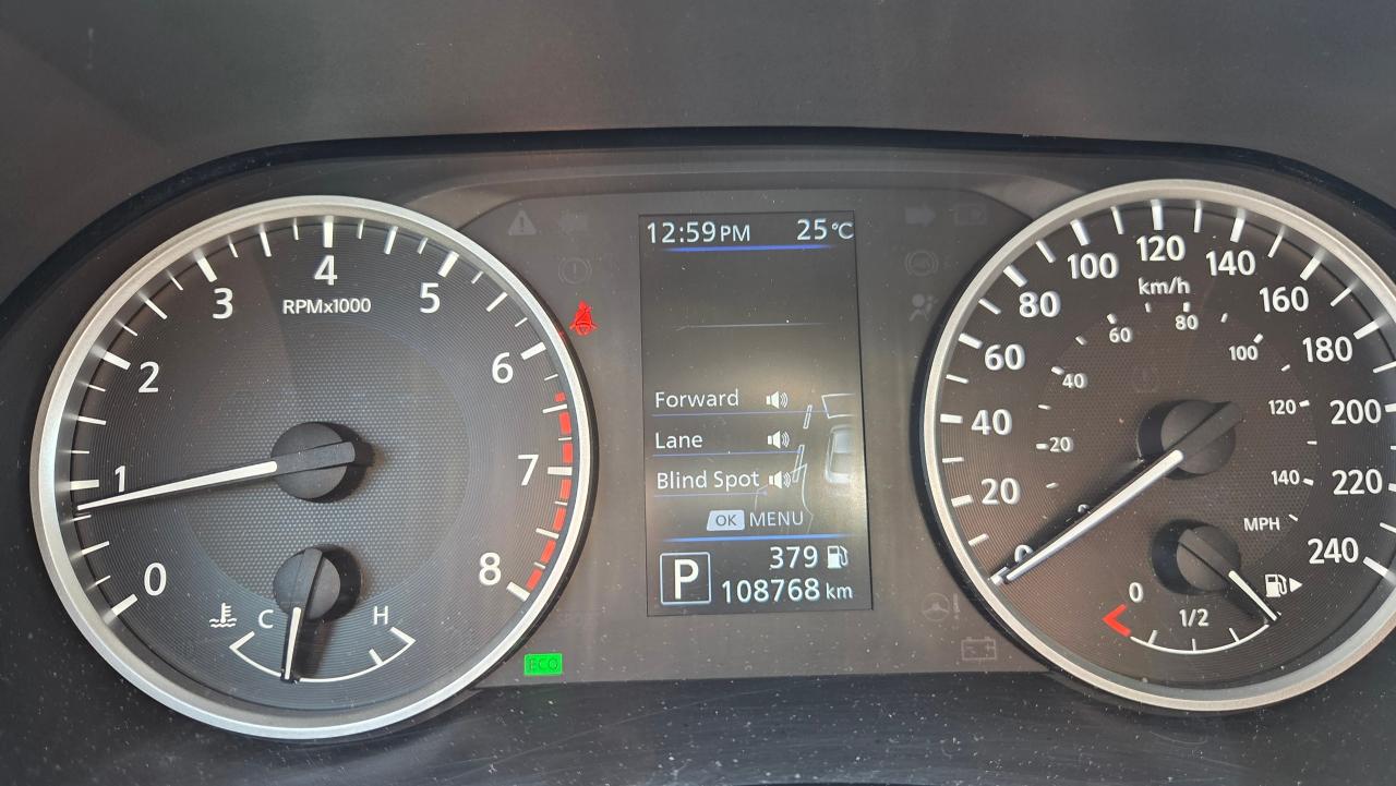 2020 Nissan Sentra SE - Photo #12